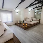 Apartamento Turísticos El Altozano *