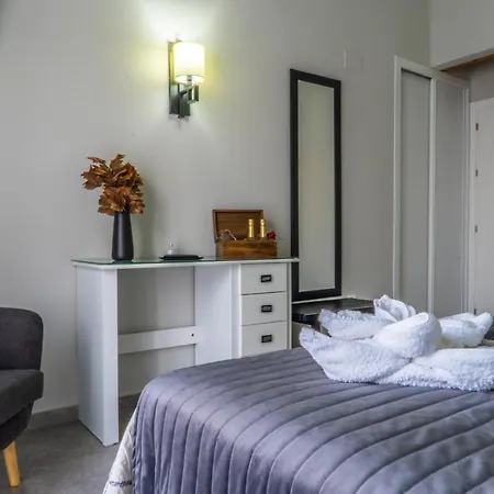 Apartamento Turísticos El Altozano *