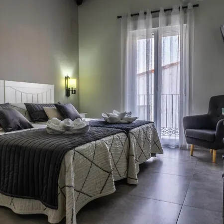 Apartamento Turísticos El Altozano *