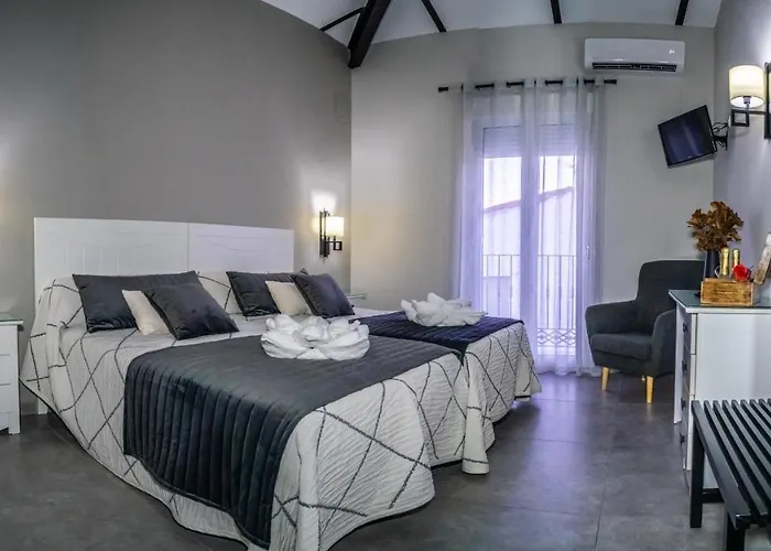 Апартаменты Turisticos El Altozano Фуэнтес-де-Леон