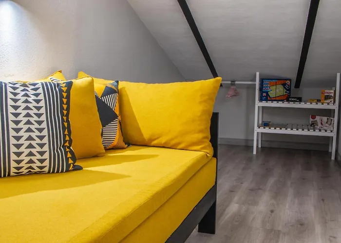 Turisticos El Altozano * Фуэнтес-де-Леон